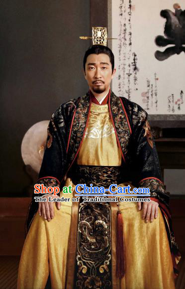 Tribes and Empires Storm of Prophecy Chinese Ancient Royal Highness Embroidered Costumes for Men