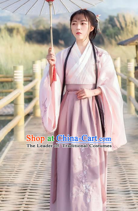 Chinese Traditional Ancient Jin Dynasty Princess Embroidered Costumes for Women