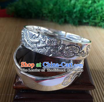 Handmade Chinese Miao Nationality Carving Lotus Leaf Sliver Bracelet Traditional Hmong Bangle for Women