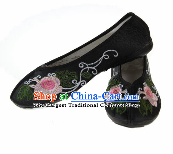 Asian Chinese Ancient Black Blood Stained Shoes Traditional Embroidered Shoes for Women