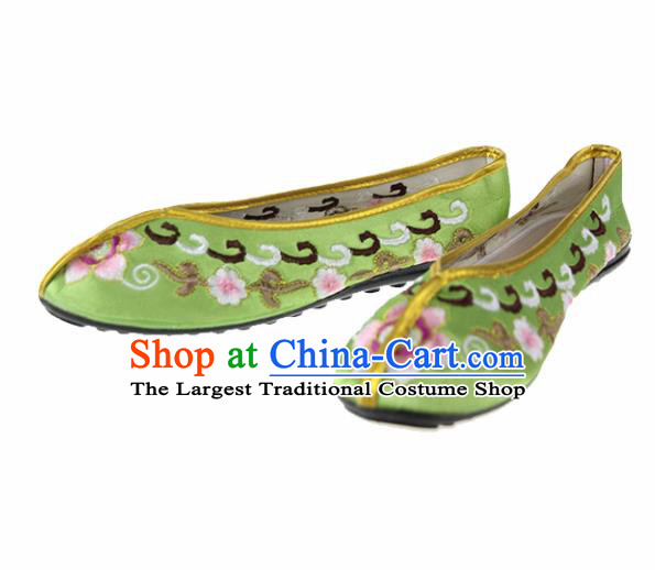 Asian Chinese Traditional Green Blood Stained Shoes Ancient Embroidered Shoes for Women