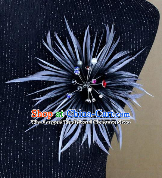 Handmade Grey Feather Breastpin Accessories Stage Show Brooch for Women