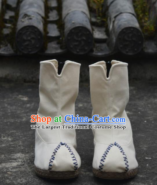 Chinese Traditional White Boots Ancient Swordsman Shoes Embroidered Shoes for Men