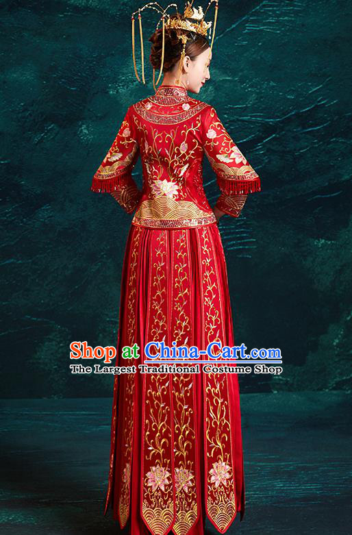 Chinese Traditional Wedding Costumes Embroidered Lotus Red Xiuhe Suits Ancient Bride Toast Full Dress for Women