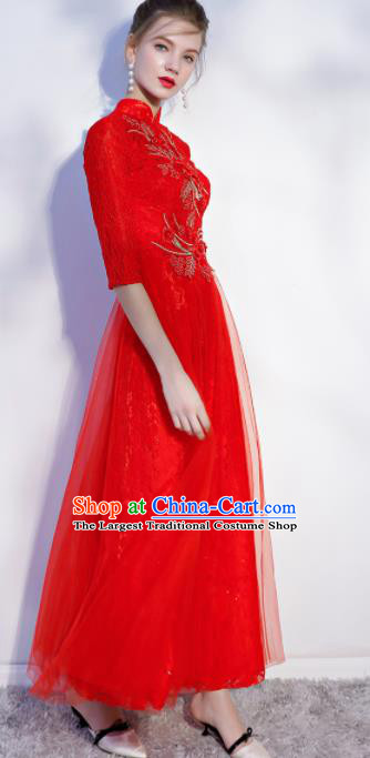Chinese Traditional Bride Embroidered Slim Cheongsam Ancient Handmade Red Veil Wedding Dress for Women