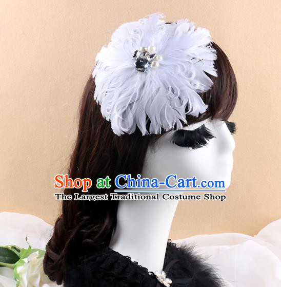 Top Grade Bride White Feather Round Hair Claw Headwear Brazilian Carnival Hair Accessories for Women