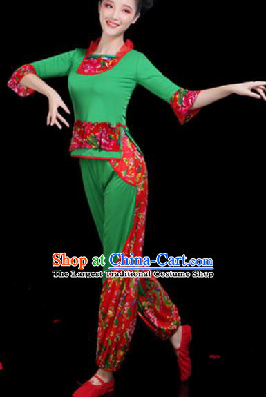 Traditional Chinese Yangko Group Dance Folk Dance Green Clothing Fan Dance Stage Performance Costume for Women