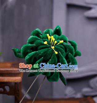 Traditional Chinese Handmade Qing Dynasty Deep Green Velvet Chrysanthemum Hairpins Ancient Imperial Consort Hair Accessories for Women