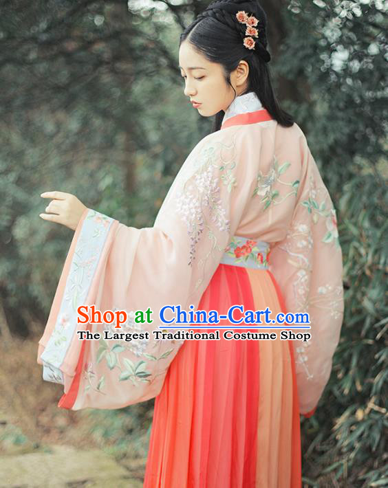 Chinese Traditional Jin Dynasty Princess Historical Costume Ancient Peri Embroidered Hanfu Dress for Women
