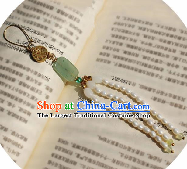 Traditional Chinese Ancient Palace Brooch Handmade Hanfu Breastpin Pearls Tassel Jade Pendant for Women