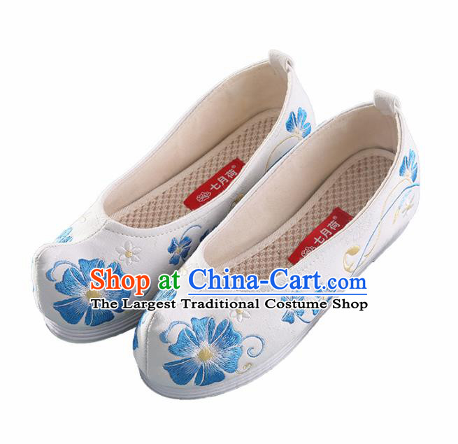 Chinese Traditional Hanfu Shoes Embroidered Flowers White Shoes Handmade Ancient Princess Shoes for Women