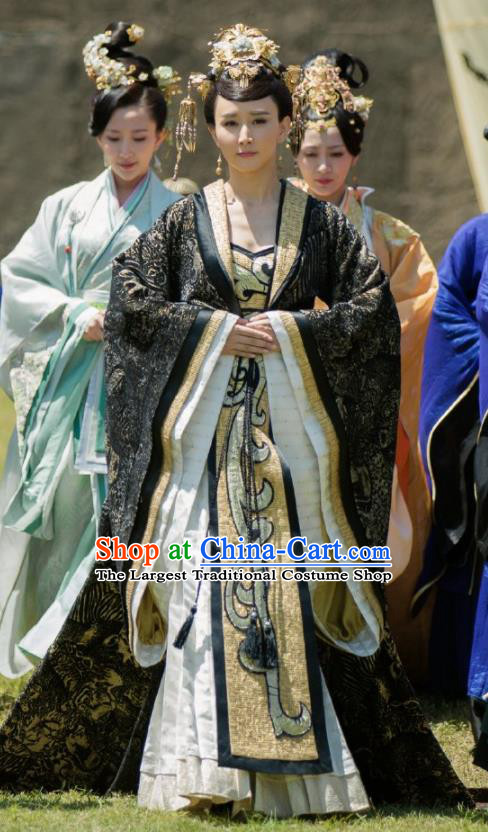 Chinese Traditional Shang Dynasty Queen Hanfu Dress Ancient Drama Hoshin Engi Empress Embroidered Historical Costume and Headpiece for Women