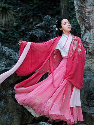 Traditional Chinese Jin Dynasty Royal Princess Hanfu Dress Ancient Court Embroidered Historical Costume for Women