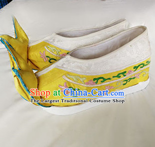 Chinese Traditional Beijing Opera Queen Embroidered Shoes Ancient Empress Shoes for Adults