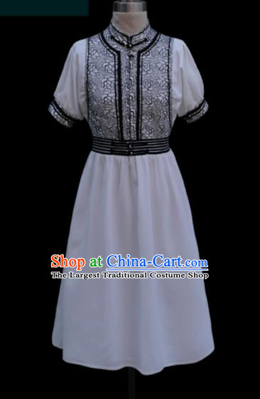 Traditional Chinese Mongol Ethnic White Dress Mongolian Minority Folk Dance Clothing for Kids