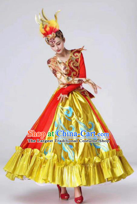 China Spring Festival Gala Dance Golden Dress Traditional Dance Costume Folk Dance Performance Clothing and Headwear