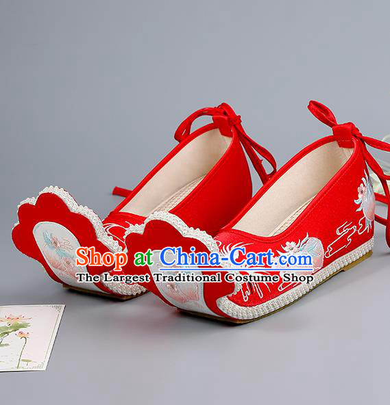 China Ancient Bride Shoes Red Embroidered Shoes Traditional Hanfu Shoes Princess Shoes Ming Dynasty Wedding Shoes