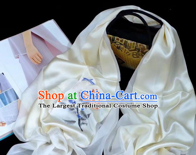 Traditional China Beige Silk Scarf Mother Cappa Embroidered Tippet Embroidery Craft