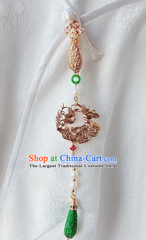 China Carving Cloud Collar Button Traditional Cheongsam Accessories Classical Golden Crane Brooch