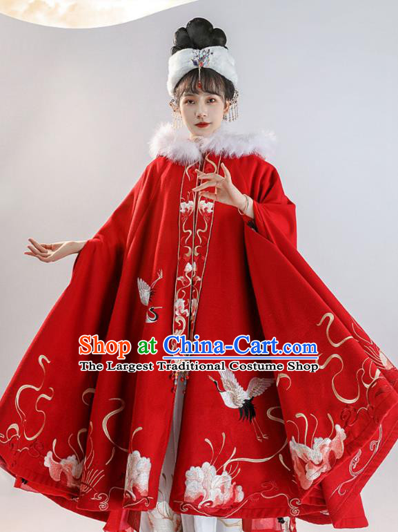 China Ancient Noble Woman Historical Clothing Traditional Hanfu Cape Ming Dynasty Court Princess Embroidered Red Cloak