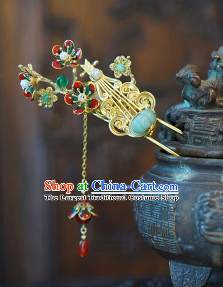 China Traditional Bride Golden Lute Hairpin Xiuhe Suit Hair Accessories Wedding Jade Plum Blossom Tassel Hair Stick