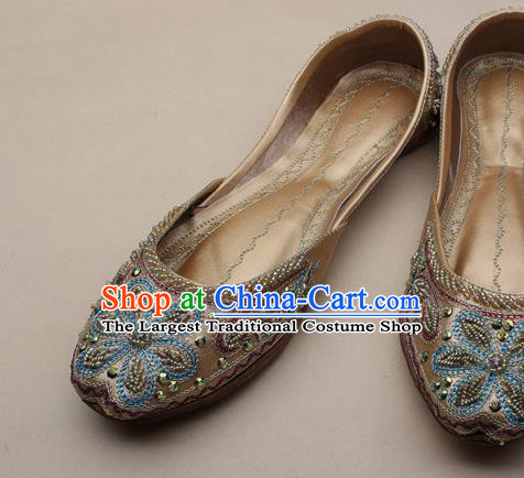 Asian India National Embroidered Golden Leather Shoes Handmade Indian Traditional Folk Dance Shoes for Women