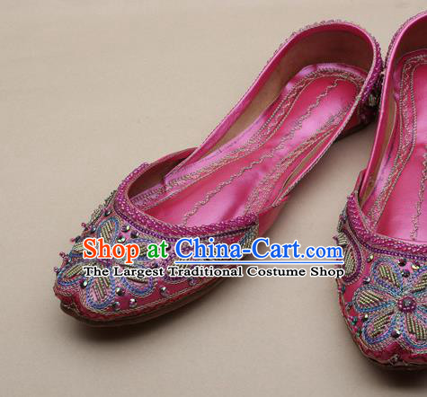 Asian India National Embroidered Peach Pink Leather Shoes Handmade Indian Traditional Folk Dance Shoes for Women