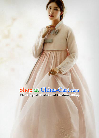 Korean Traditional Hanbok Bride Light Pink Blouse and Dress Outfits Asian Korea Wedding Fashion Costume for Women