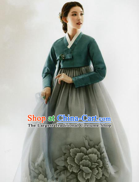 Korean Traditional Hanbok Mother Green Blouse and Printing Peony Grey Dress Outfits Asian Korea Wedding Fashion Costume for Women