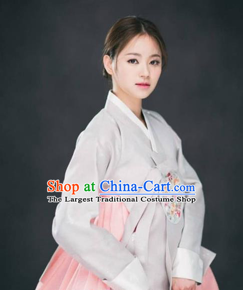 Korean Traditional Garment Hanbok Grey Blouse and Pink Dress Outfits Asian Korea Fashion Costume for Women