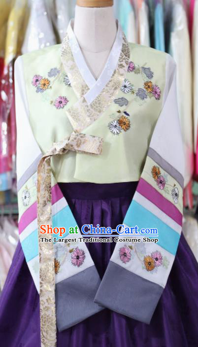 Korean Traditional Garment Bride Mother Hanbok Embroidered Yellow Blouse and Purple Dress Outfits Asian Korea Fashion Costume for Women