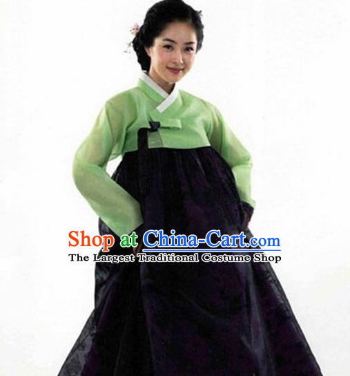 Korean Traditional Bride Hanbok Green Blouse and Black Dress Garment Asian Korea Fashion Costume for Women