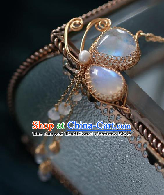 Chinese Traditional Ming Dynasty Moonstone Butterfly Tassel Necklace Handmade Ancient Princess Necklet Accessories for Women