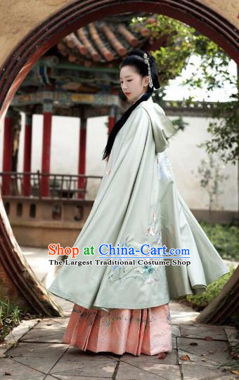 Chinese Ancient Imperial Consort Embroidered Green Cloak Traditional Ming Dynasty Royal Infanta Costume for Women