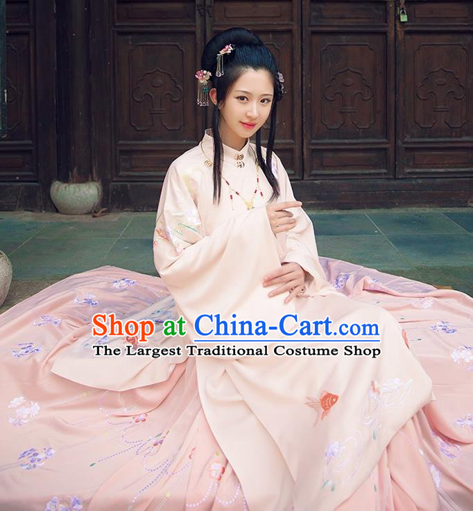 Chinese Ancient Ming Dynasty Court Infanta Embroidered Dress Traditional Patrician Lady Costume for Women