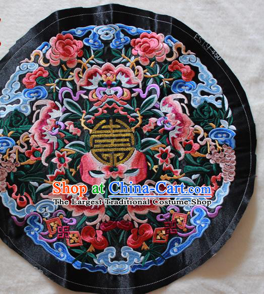 Chinese Traditional Embroidered Bats Black Round Patch Embroidery Craft Embroidering Accessories