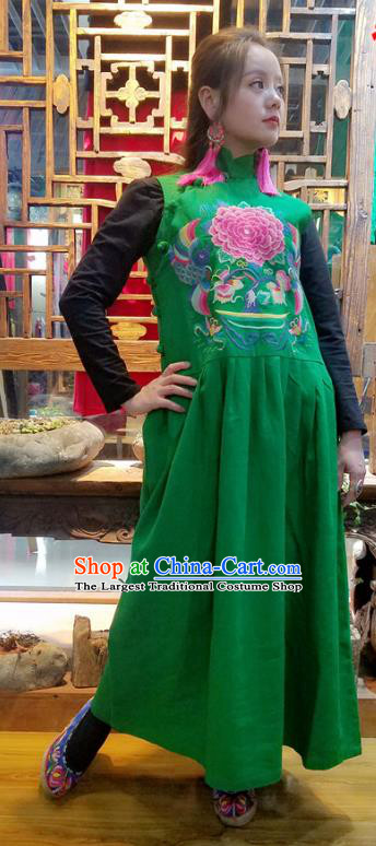 Traditional Chinese Embroidered Peony Green Sleeveless Dress National Cheongsam Costume for Women