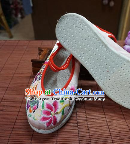 Traditional Chinese Ethnic White Embroidered Shoes Handmade Yunnan National Shoes Wedding Shoes for Women