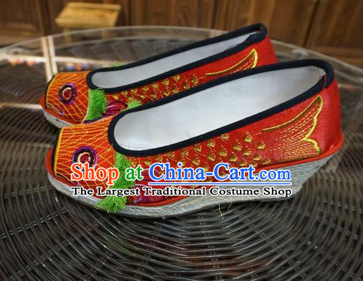 Traditional Chinese Handmade Ethnic Red Toe Sandals Yunnan National Shoes Embroidered Shoes for Women