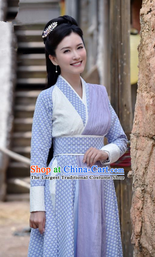 Chinese Ancient Female Swordsman Tu Jiaojiao Blue Hanfu Dress Drama Handsome Siblings Costume and Headpiece for Women