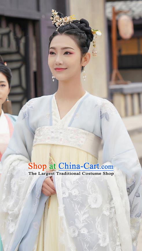 Chinese Ancient Princess Light Yellow Hanfu Dress Garment and Hairpins Drama To Get Her Court Lady Murong Xianyue Apparels Costumes