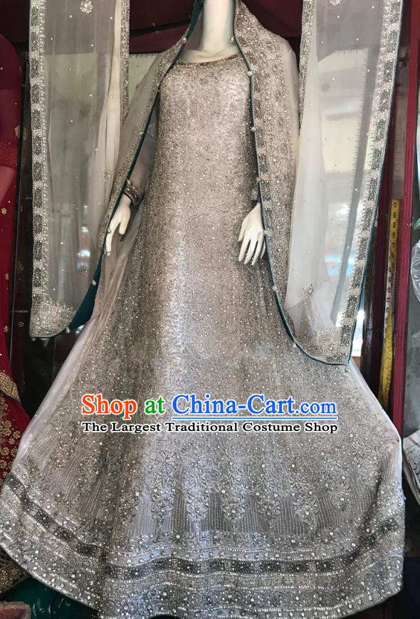 Indian Traditional Bride Grey Lehenga Exquisite Embroidered Dress Asian Hui Nationality Wedding Costume for Women