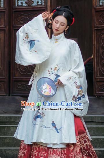 Chinese Traditional Ming Dynasty Patrician Female Hanfu Dress Apparels Ancient Royal Princess Historical Costumes for Women