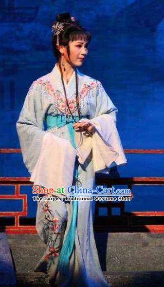 Emperor and the Village Girl Chinese Shaoxing Opera Young Lady Dress and Headpieces Yue Opera Hua Tan Apparels Garment Costumes