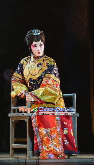 Chinese Beijing Opera Rich Dame Garment Costumes and Hair Accessories Traditional Peking Opera The Golden Cangue Mistress Cao Qiqiao Dress Apparels