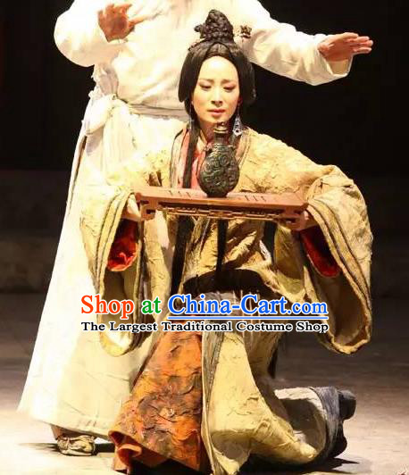Chinese Historical Drama Fu Sheng Ancient Young Mistress Min Jiang Garment Costumes Traditional Stage Show Dress Qin Dynasty Woman Apparels and Headpieces