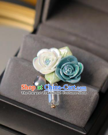 Top Grade Classical White and Blue Rose Brooch Accessories Handmade Cheongsam Breastpin for Women