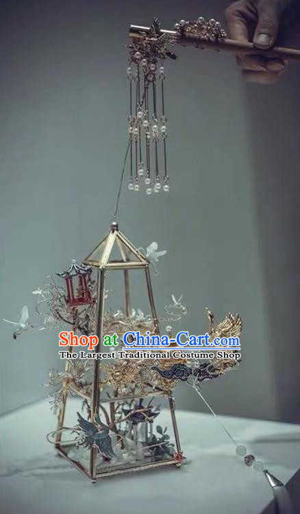 Handmade Chinese Wedding Prop Golden Crane Palace Lantern Top Grade Bride Accessories Photography Portable Lamp for Women