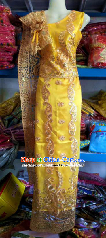 Traditional Chinese Dai Nationality Yellow Sleeveless Blouse and Straight Skirt Outfit Dai Ethnic Dance Costumes with Tippet Veil