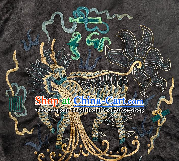 Chinese Traditional Embroidered Green Bat Kylin Fabric Patches Handmade Embroidery Craft Embroidering Silk Decorative Accessories